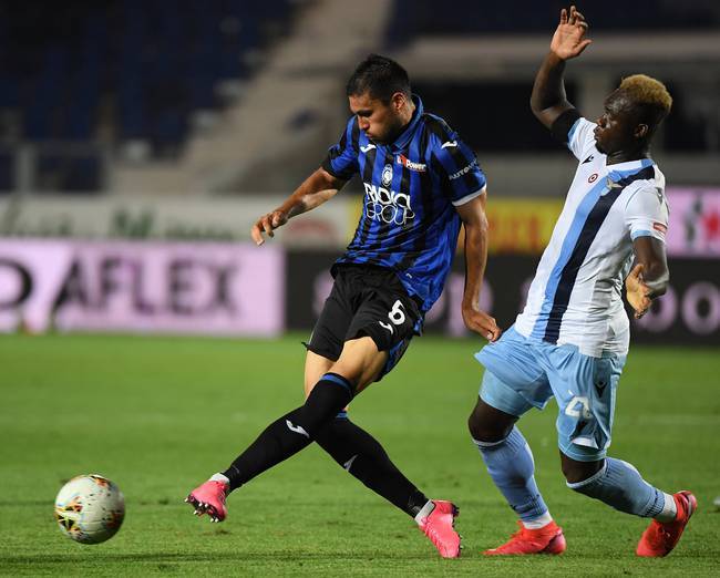  热那亚客场逼平拉齐奥，航海者展现顽强防守反击战术